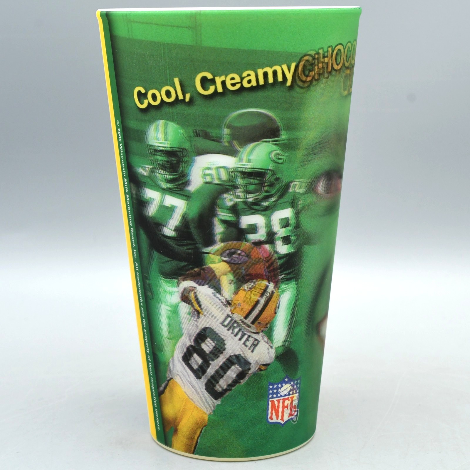 Packers “Cool, Creamy Chocolate Milk” lenticular cup with Donald Driver — Wisconsin Milk Marketing Board (2005)