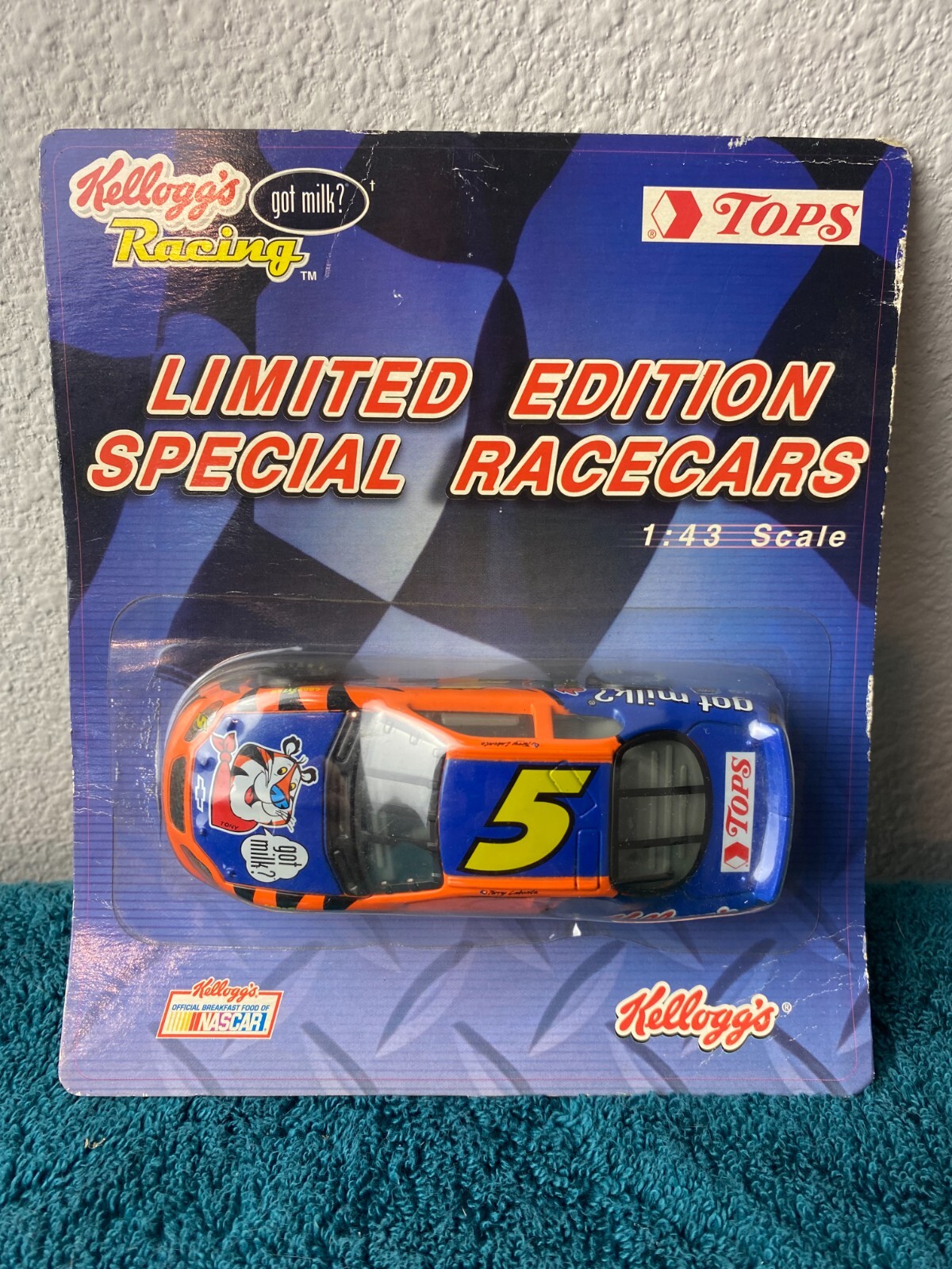 Kellogg's Racing got milk? #5 Tony the Tiger 1:43 Carded Diecast (Limited Edition Special Racecars)