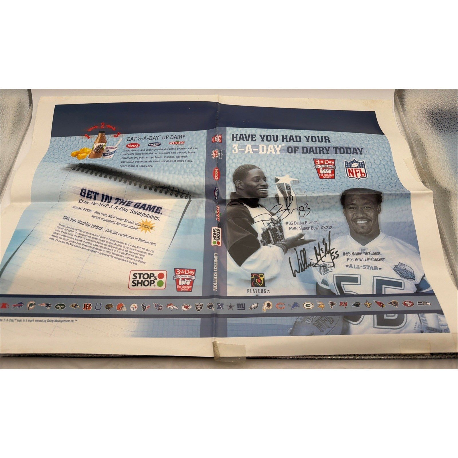 Deion Branch & Willie McGinest — “Have you had your 3-A-Day of Dairy today?” (Patriots, 2005)